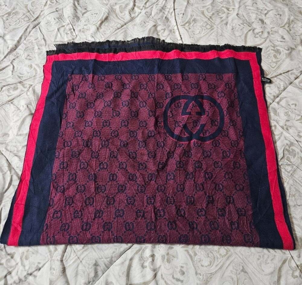 Gucci Pink/Navy GG Logo Knit Wool Rectangle Scarf w/ Fringe 25x69 in